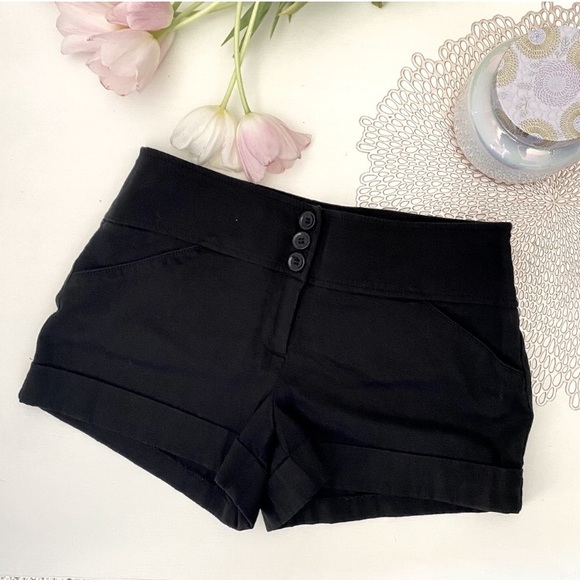 Forever 21 XXI Women's Denim Black Shorts - Picture 2 of 5